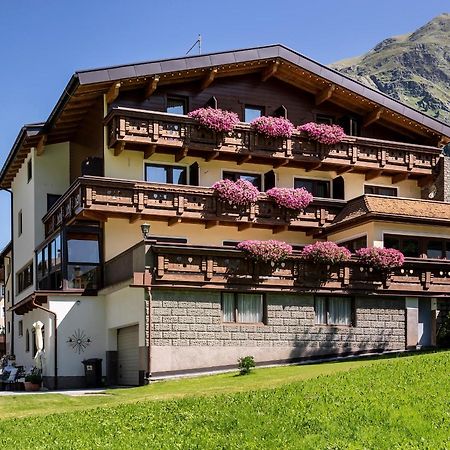 ホテル Haus Elisabeth ザンクト・レオンハルト・イム・ピッツタール エクステリア 写真